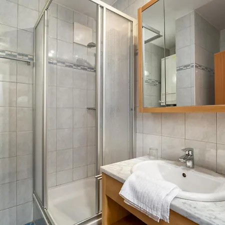 Seeblick 10 * 滨湖采尔